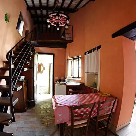 Agriturismo Residenza Paradiso * トレビ