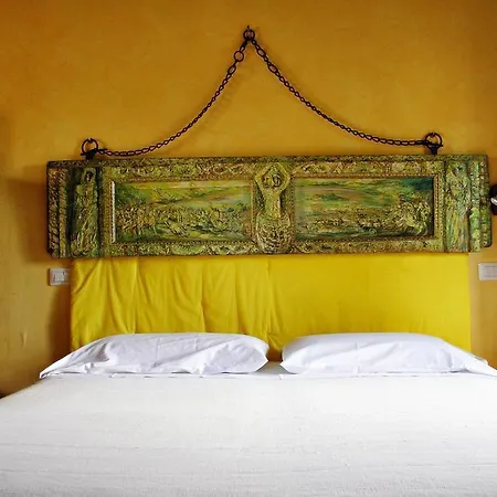 Agriturismo Residenza Paradiso カントリーハウス