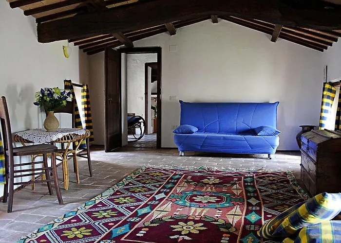 Agriturismo Residenza Paradiso 컨트리하우스 *